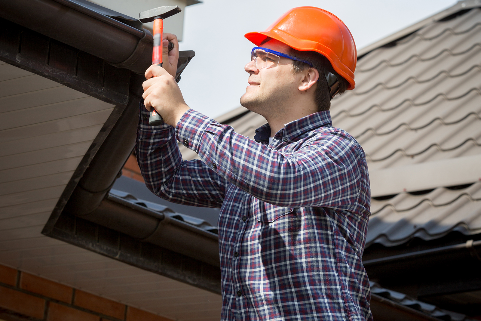 4 Roof And Gutters Free Inspection