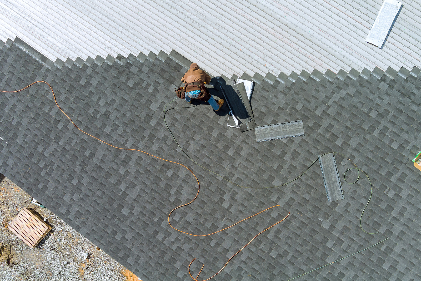 shingles Excel Construction Group: Residential Contractors in Austin