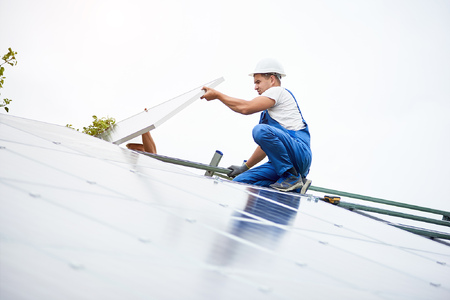 Seasonal Roof Maintenance Tips for Fort Worth Homeowners-photo