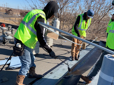 Tips to Find The Best Commercial Roofing Contractor Near You-photo