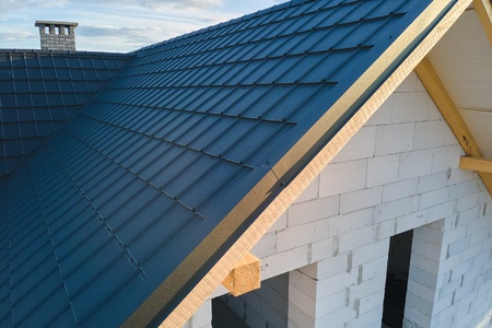 Aluminum Roofing Advantages & Disadvantages-photo
